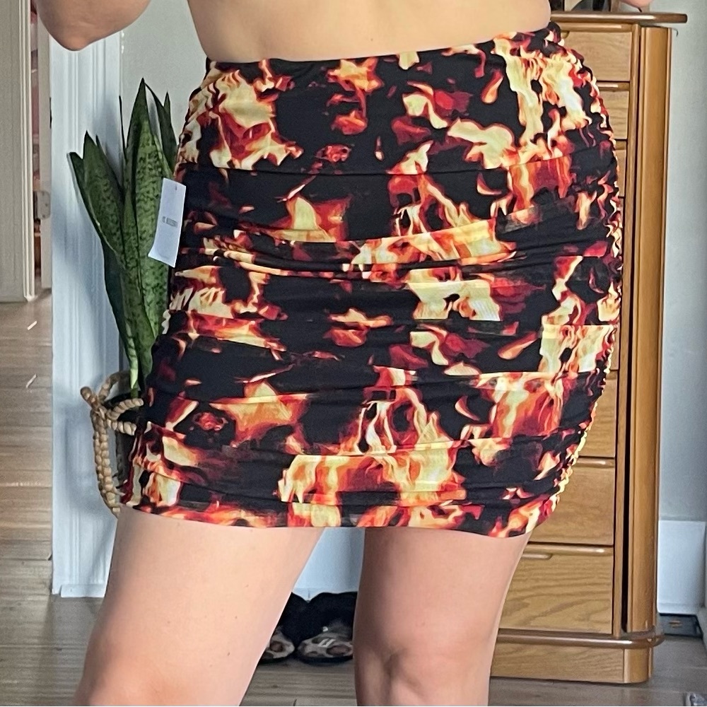 Fire print skirt